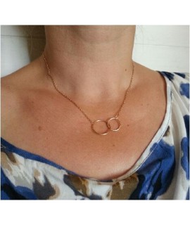 Collier 2 anneaux enlacés