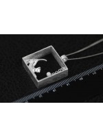 Collier "Chat qui joue à la balle" 3D en argent