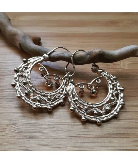 Boucles d'oreilles créoles stylisées