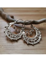 Boucles d'oreilles créoles stylisées