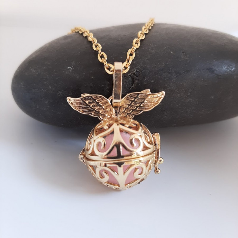 Collier Bola De Grossesse Ailes Dorees Meli Melow