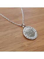 Pendentif médaille ronde 16 mm couronne de laurier en plaqué or à graver avec ou sans gravure